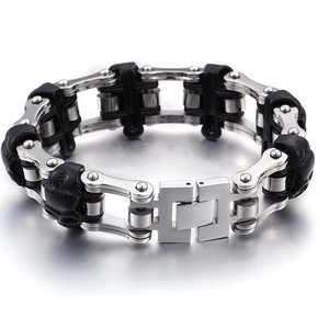 Men's punk stainless steel bike chain bracelet with black skull charms and folding clasp