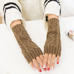 Brown cable-knit fingerless gloves for winter with diamond pattern texture