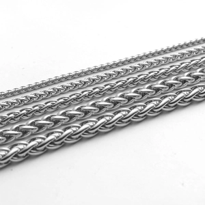 Cadenas Spiga de acero inoxidable pulido en cinco anchos diferentes para hombre y mujer