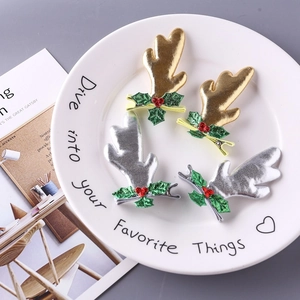 Pinces à Cheveux en Bois de Renne de Noël pour Enfants Or Argent Paillettes Oreilles de Cerf Épingles à Cheveux avec Feuille de Baie Accessoires de Fête