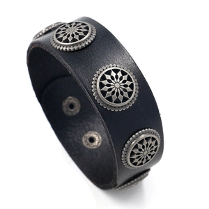 Vintage Punk Wide Cowhide Leather Bracelet With Alloy Sunflower Rivets Snap Button Wristband For Men