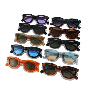 Multiple colors of retro oval thick frame sunglasses with colorful lenses set for fashion