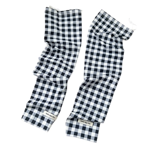 Manchettes rafraîchissantes à damier avec étiquette hello pour la protection solaire et le vélo