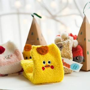 Cute cartoon animal coral fleece socks for kids in creative snow mountain gift packaging