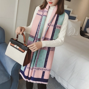 Elegant floral plaid reversible scarf shawl with fringe trim for winter fashion