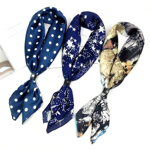 Foulard Carré Femmes Satin Sensation Satin Vintage Abstrait Peinture À L'huile Géométrique Pois Bandana Avec Boucle Cuir