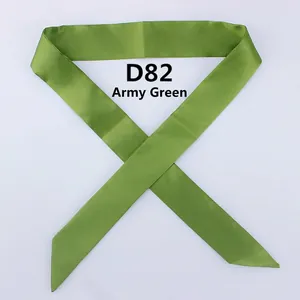 Detailed view of an army green narrow satin scarf for bags in model D82 finish