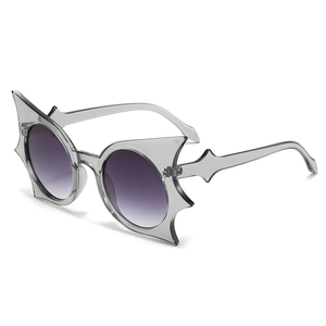 Lunettes de soleil hip hop en forme de chauve-souris avec verres violets dégradés