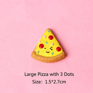 Detailed view of resin pizza charm with blinking face, sized 1.5x2.7cm for DIY crafts