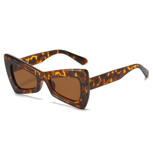 Chic tortoiseshell butterfly shaped sunglasses with brown lenses and geometric PC frame