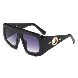 Occhiali Da Sole Quadrati Oversize Da Donna Moda Montura PC Sfumata Lente UV400 Decorazione Anello Metallo Retro Tendenza