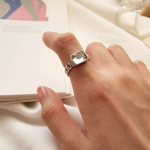 Modern S925 sterling silver chain link ring with a large rectangular zircon stone