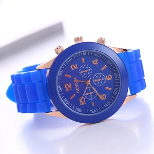 Geneva fashion silicone watch in bright blue with rose gold case and quartz dial