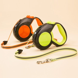 Laisse rétractable réfléchissante en nylon orange et vert avec poignée en ABS