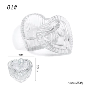 Macro detail of heart-shaped iridescent glass nail art cup with dimensions and weight