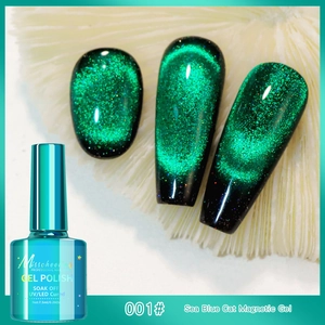 Detail of Sea Blue Cat Magnetic Gel with 12D shimmering laser effect on nail tips