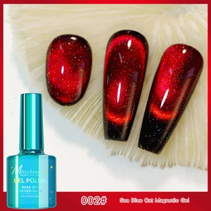Detail of 002# sea blue cat magnetic gel polish bottle with 7.5ml red-black effect swatch