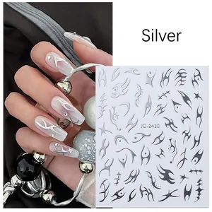 Stickers à ongles argentés avec motif de flamme tribale et effet miroir métallique