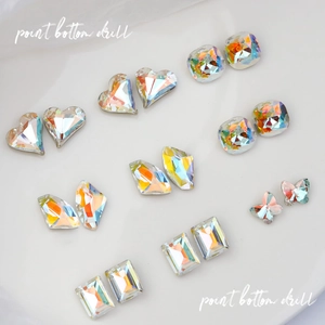 Strass in vetro cristallo K9 AB di alta qualità a forma di cuore e farfalla per nail art