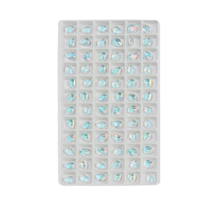 Strass en verre K9 aurore en forme de goutte d'eau pour nail art dans une boîte à grille