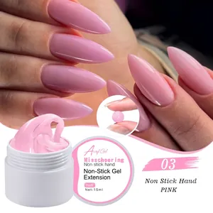 Makroaufnahme von 03 Pink nicht klebendem solidem Nagelleimgel beim Handrollen