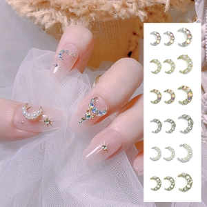 Bijoux à ongles croissant de lune dorés et argentés avec perles et strass brillants