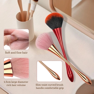Dual large makeup brushes with soft fiber bristles and 4.5cm diameter for loose powder