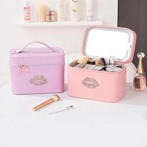 LED Make-Up Tas Met Spiegel PU Leer Strass Lippen Patroon Draagbare Professionele Cosmetische Organizer Reis Opbergtas