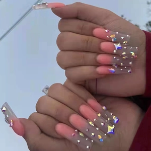 Faux Ongles Longs Cercueil Dégradé Rose Décoration en Strass Papillon 3D Incrusté Ongles Artificiels pour Femmes Quotidien Fête