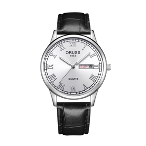 Détail de la montre ORUSS pour hommes avec cadran romain et affichage jour-date