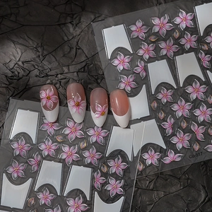 Stereo-Blumen-Nagelkunstaufkleber in Eisrosa und Weiß mit goldenen Pailletten für Maniküre