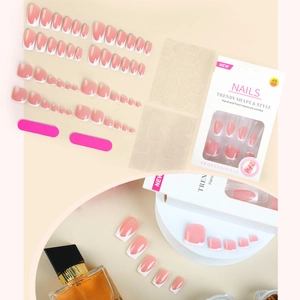 Französisches Maniküre-Set für Finger- und Zehennägel mit 48 Stücken und Klebestreifen
