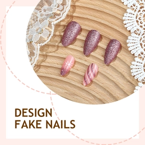 Faux ongles de Noël en amande avec paillettes violettes et motifs de flocons de neige