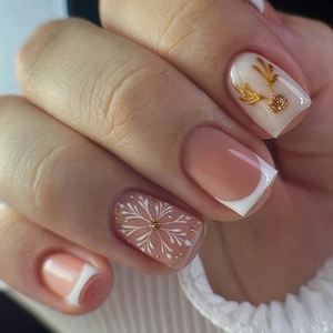 Press On Nails Christmas Fake Nails French Tip Snowflake Reindeer Design For Women Girls Winter Holiday Manicure
