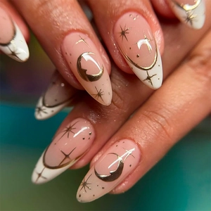 Faux Ongles Amande French Tip Design Lune Étoile Dorée Manucure Rose Avec Onglets Adhésifs Et Lime Pour Femmes