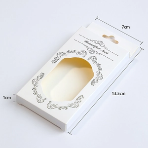 White press-on nail packaging box with clear window and 13.5x7x1cm dimensions