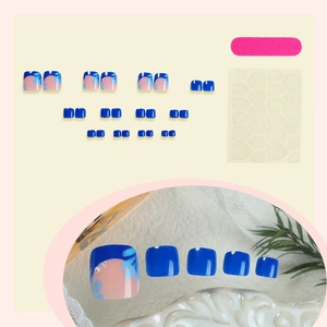 Unghie finte per piedi blu con motivi a foglia, mini perle e kit per la cura dei piedi