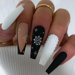 Christmas Long Coffin Press On Nails 3D Knitted Texture Snowflake Matte Artificial Nails With Nail File And Adhesive Tabs