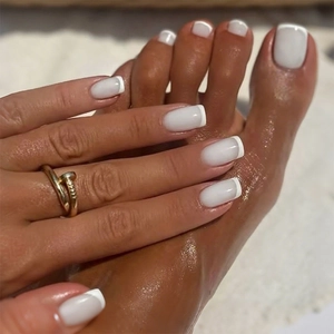 French Tip Press On Nails White Minimalist Full Cover Artificial Fake Nails With Glue Tabs And File Square Round Shape For Women