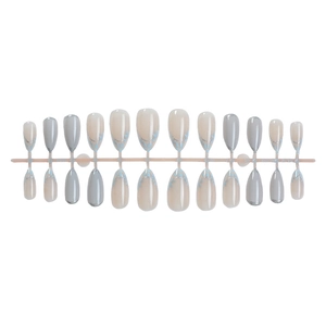 Faux ongles amande style français avec motifs floraux bleus et paillettes argent 24pcs