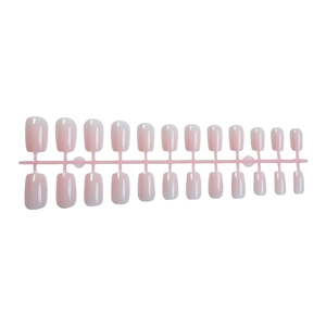 Set di 24 unghie finte sfumate rosa nude forma quadrata corta con finitura lucida