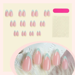 Coffret de 24 faux ongles amande avec pointes bleu clair et kit de manucure