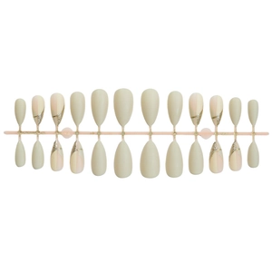Faux ongles amande français beige crème avec paillettes dorées et motifs géométriques
