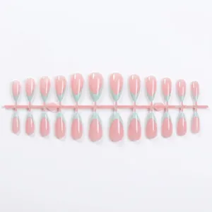 Faux ongles amande french verts avec base rose fleur de cerisier lot de 24 pièces