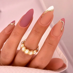 French Almond Press On Nails Medium Length Matte Pink Wavy Gold Glitter False Nails