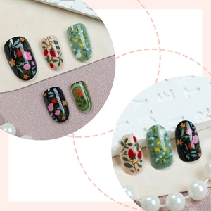 Faux ongles courts avec motifs de fleurs, canards et fraises pour femmes
