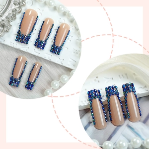 Französischer Luxus lange eckige blaue Strass-Press-On Nägel mit nacktem Jelly-Finish
