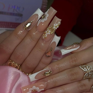 Long French Coffin Press On Nails White 3D Camellia Flower Gold Butterfly Rhinestone Elegant Fake Nails For Women