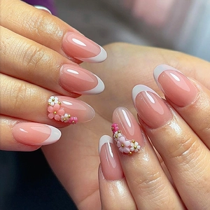 Almond French Press On Nails With 3D White Flowers Gold Beads Nude Pink Glossy Elegant Fake Nails For Women