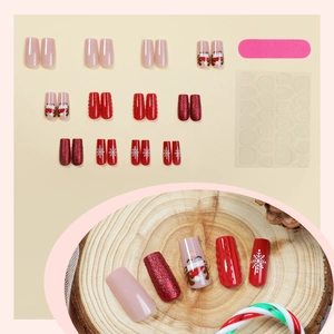 Faux ongles de Noël avec paillettes rouges, flocons et motifs de cerf en lot de 24